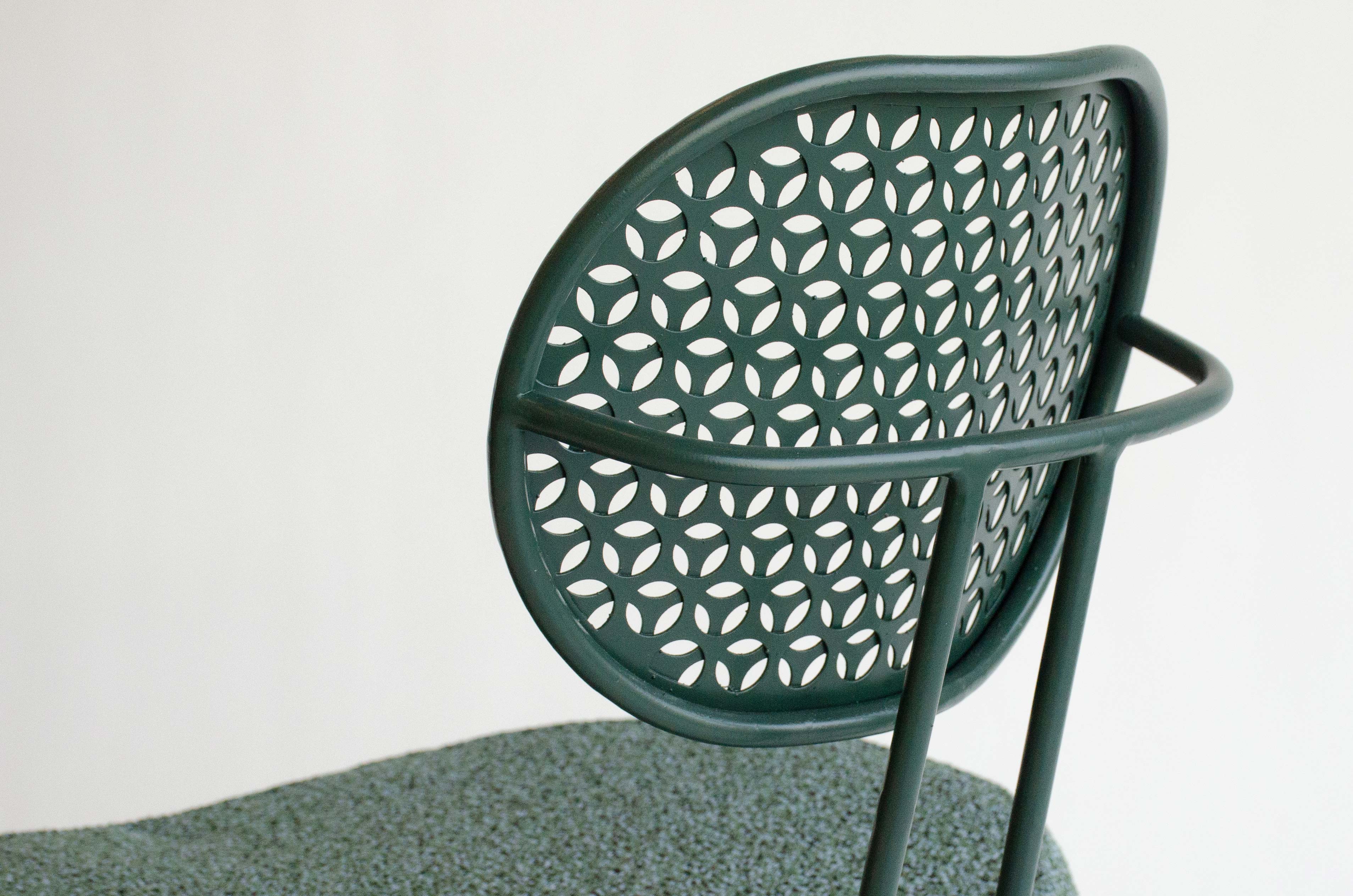 phoebe chair detail